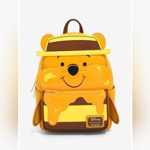 NWT Winnie the Pooh loungefly bag